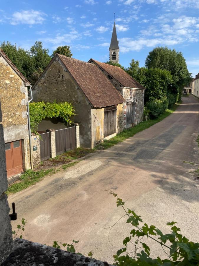 Maison Forte Perreuse Treigny Bagian luar foto