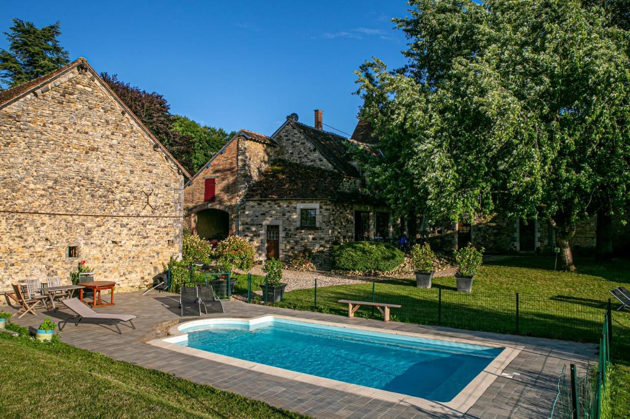 Maison Forte Perreuse Treigny Bagian luar foto