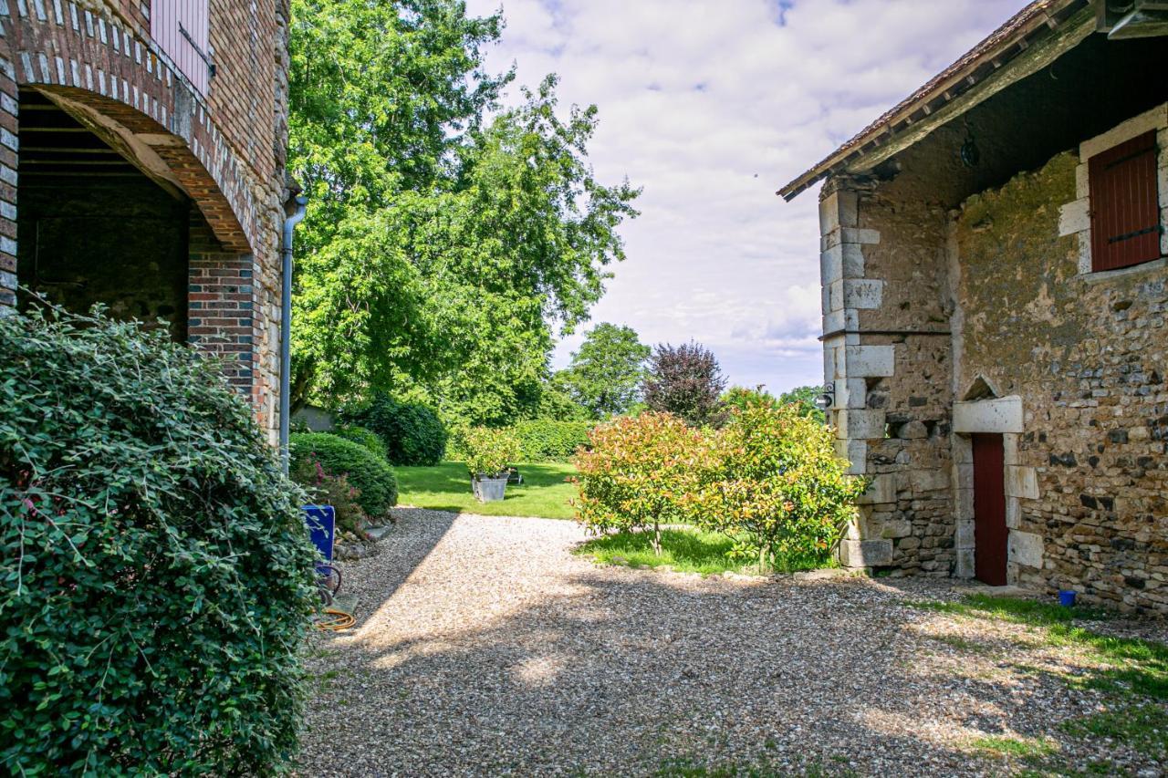 Maison Forte Perreuse Treigny Bagian luar foto